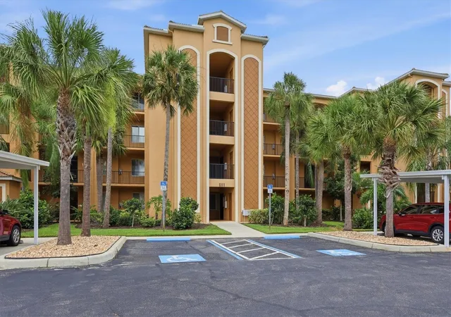 3rd image of 8309 Grand Estuary Trl, Bradenton, FL 34212