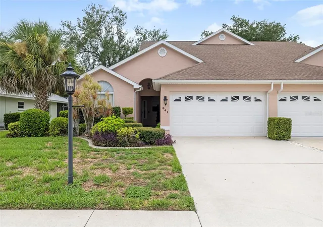 Photo 2 of Single family home for sale at 841 Bayport Cir, Venice, FL 34292 | MLS# N6145248 | Listing updated on 2026-08-21