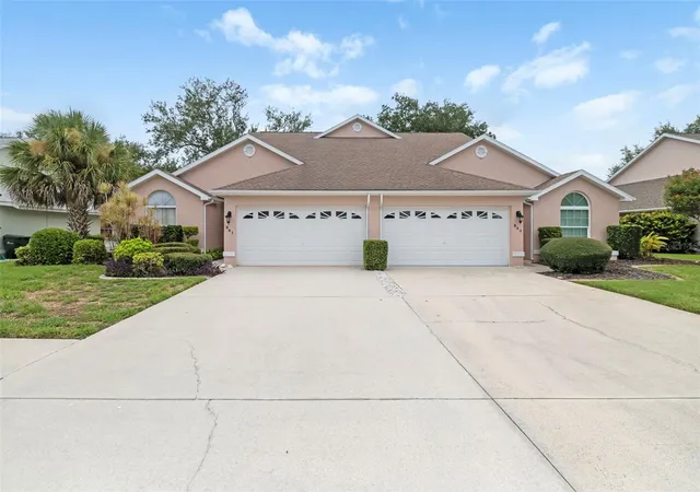 Photo 3 of House for sale at 841 Bayport Cir, Venice, FL 34292 | MLS# N6145248 | Listing updated on 2026-08-21