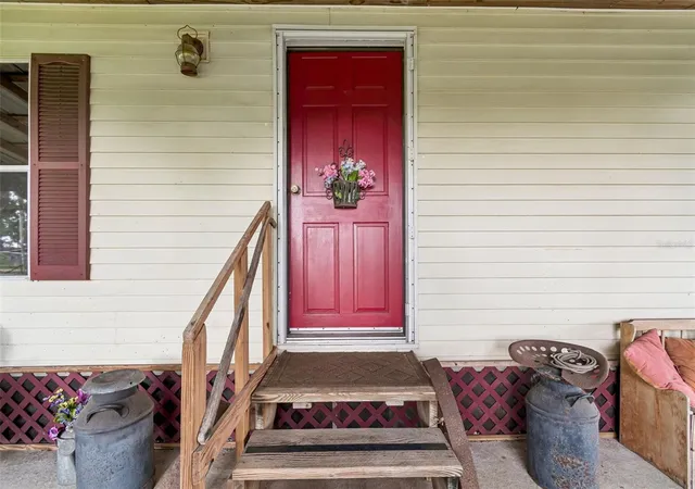 Photo 4 of Manufactured home for sale at 4404 Platt Rd, Plant City, FL 33565 | MLS# TB8535536 | Listing updated on 2026-09-24
