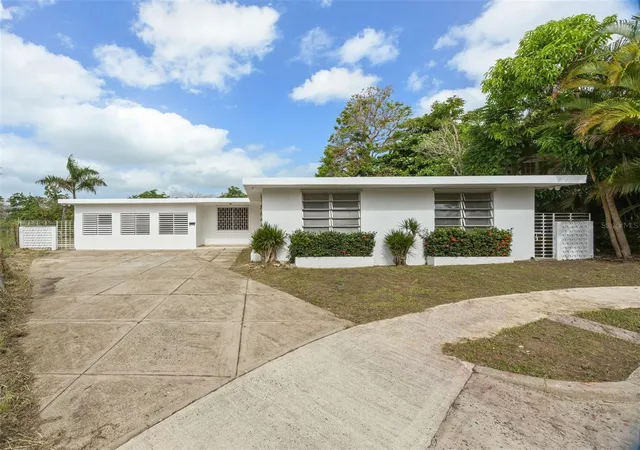 Photo 2 of Single family home for sale at 5 Toledo St, Caguas, PR 00725 | MLS# PR9123169 | Listing updated on 2026-08-25