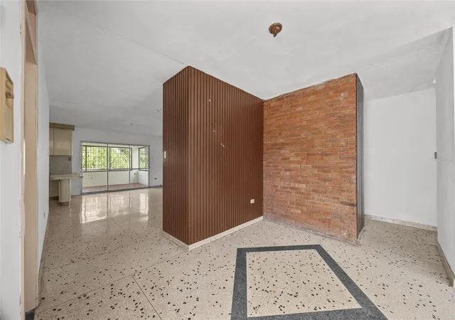 Photo 3 of Sale Pending at 5 Toledo St, Caguas, PR 00725 | MLS# PR9123169 | Listing updated on 2026-09-21