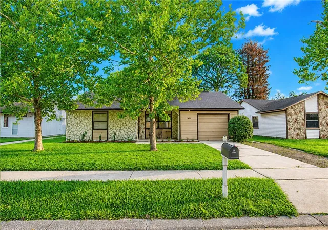 Photo 1 of Single family home for sale at 7621 Ruthwind Ct, Orlando, FL 32822 | MLS# O6430453 | Listing updated on 2026-10-23