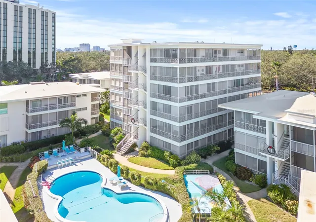 Photo 2 of Condo for sale at 1012 N Shore Dr Ne #14, Saint Petersburg, FL 33701 | MLS# TB8535560 | Listing updated on 2026-09-20