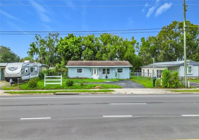 Photo 4 of Single family home for sale at 10116 E Gulf To Lake Hwy, Inverness, FL 34450 | MLS# OM729705 | Listing updated on 2026-10-04