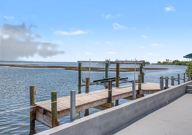 1st image of 6927 21st St W, Bradenton, FL 34207 | MLS# TB8535561