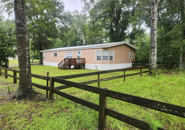 Photo 2 of Manufactured home for sale at 1182 Nw 27th Terrace, Bell, FL 32619 | MLS# GC542455 | Listing updated on 2026-08-24