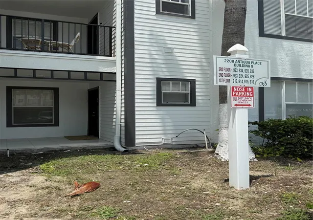 Photo 2 of Condo for sale at 2208 Antigua Pl #914, Kissimmee, FL 34741 | MLS# S5154960 | Listing updated on 2026-08-10