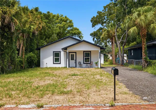 Single family home for sale at 547 Cypress St, TARPON SPRINGS, FL 34689 | MLS# TB8535575
