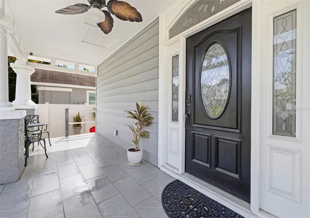 2nd image of 2526 W Union St, Tampa, FL 33607 | MLS# TB8535580