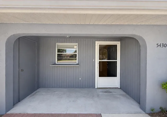 2nd image of 5430 21st St W, Bradenton, FL 34207 | MLS# TB8535582