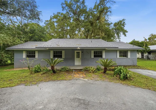 Photo 1 of Single family home for sale at 2948 Ne 14th Avenue, Ocala, FL 34479 | MLS# OM729712 | Listing updated on 2026-09-15