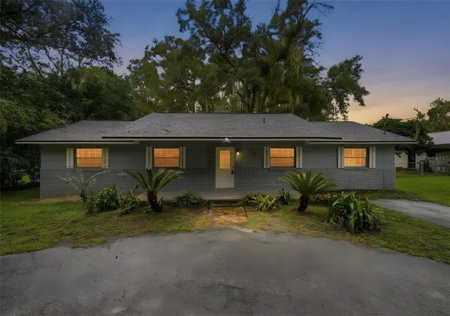Photo 2 of Single family home for sale at 2948 Ne 14th Avenue, Ocala, FL 34479 | MLS# OM729712 | Listing updated on 2026-09-15