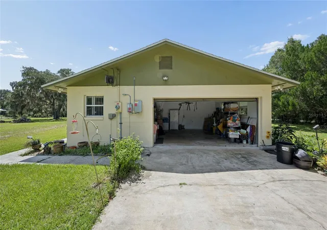 Photo 3 of Single family home for sale at 4285 Shamrock Dr, Mims, FL 32754 | MLS# S5154973 | Listing updated on 2026-09-26
