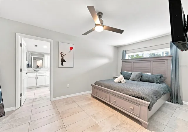 4th image of 608 Saint Judes Dr, Longboat Key, FL 34228 | MLS# TB8535597