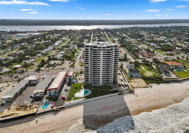 Photo 4 of Condo for sale at 1420 N Atlantic Ave #703, Daytona Beach, FL 32118 | MLS# O6430502 | Listing updated on 2026-09-19