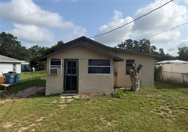 1st image of 114 W Murphy St, Davenport, FL 33837 | MLS# S5154978