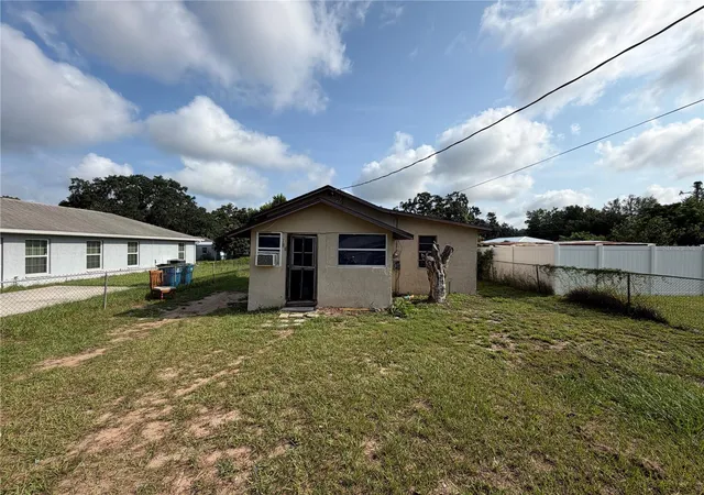 3rd image of 114 W Murphy St, Davenport, FL 33837 | MLS# S5154978