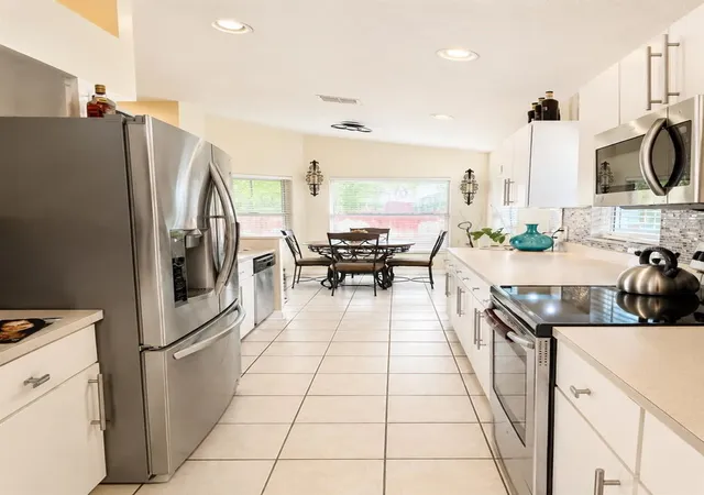 Photo 3 of Single family home for sale at 9708 White Barn Way, Riverview, FL 33569 | MLS# TB8535640 | Listing updated on 2026-10-03