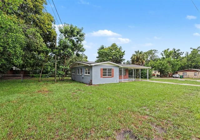 Photo 1 of Single family home for sale at 8101 N 17th Street, Tampa, FL 33604 | MLS# O6430530 | Listing updated on 2026-09-14