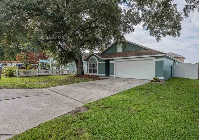 Photo 1 of Single family home for sale at 1695 Lakeside Dr, Bartow, FL 33830 | MLS# TB8535652 | Listing updated on 2026-08-28