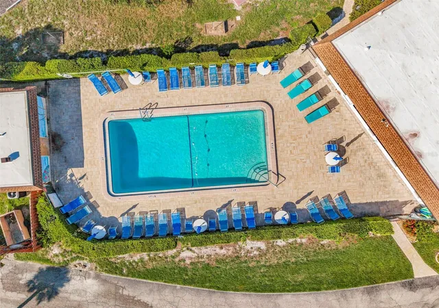 3rd image of 8 Quails Run Blvd #4, Englewood, FL 34223 | MLS# C7529185