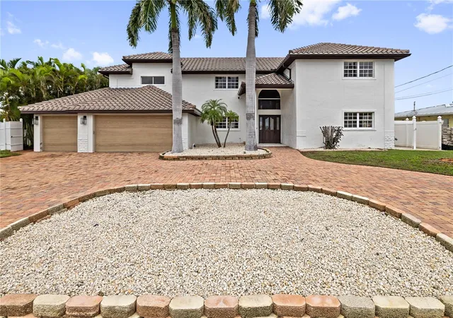5th image of 423 55Th Ave, St Pete Beach, FL 33706 | MLS# TB8535661