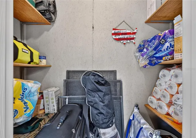 Listing Photo 4 - Condo for sale in building located at 2707 60th Ave Ter W, BRADENTON, FL 34207