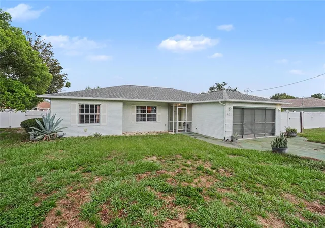 Photo 3 of Single family home for sale at 4233 Dristol Ave, Spring Hill, FL 34609 | MLS# TB8535665 | Listing updated on 2026-10-02