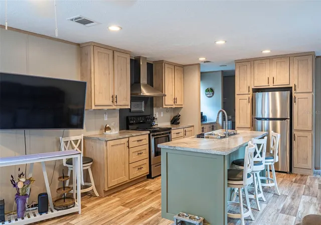 Photo 4 of Manufactured home for sale at 6556 S Lima Ave, Homosassa, FL 34446 | MLS# W7888247 | Listing updated on 2026-09-20