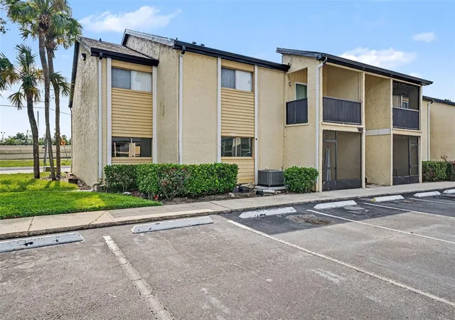 25th image of 902 Lake Destiny Rd #A, Altamonte Springs, FL 32714 | MLS# O6430563