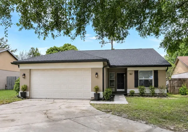 Photo 1 of Single family home for sale at 1107 Covington St, Oviedo, FL 32765 | MLS# O6430565 | Listing updated on 2026-09-04