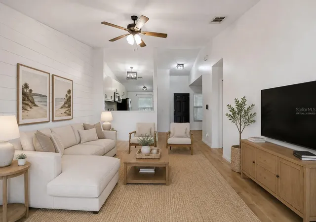 Photo 3 of Single family home for sale at 1107 Covington St, Oviedo, FL 32765 | MLS# O6430565 | Listing updated on 2026-09-04