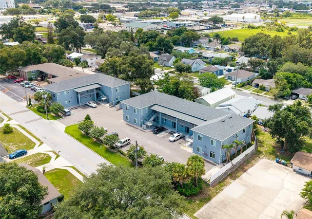 Photo 3 of Multi family home for sale at 750 Ave C Sw, Winter Haven, FL 33880 | MLS# TB8535686 | Listing updated on 2026-09-15