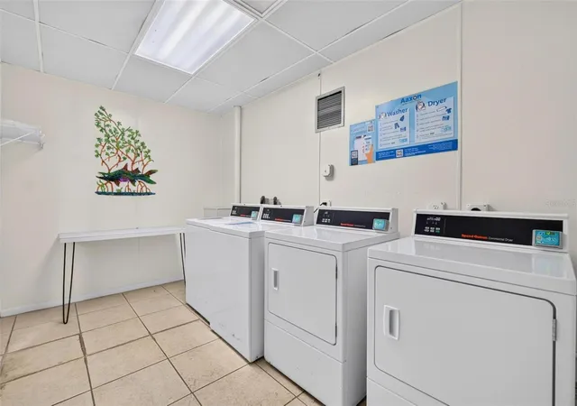 2nd image of 14130 Rosemary Ln, LARGO, FL 33774