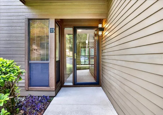 2nd image of 15 Sherbury Ct, Palm Coast, FL 32137 | MLS# FC320422