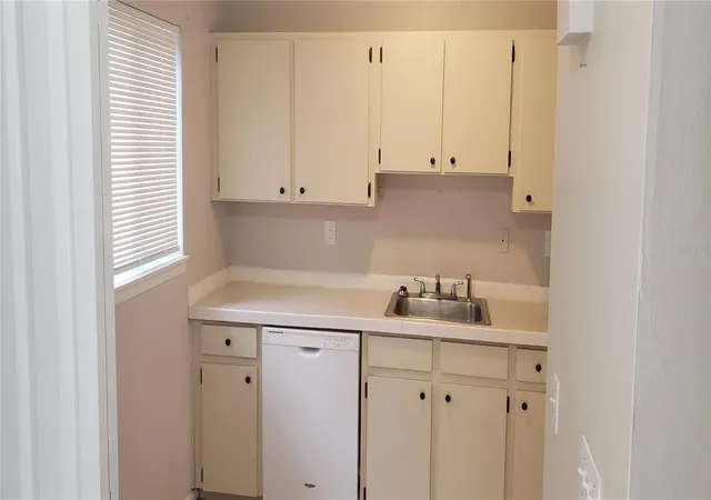 4th image of 22726 Gage Loop #41, Land O Lakes, FL 34639 | MLS# TB8535707