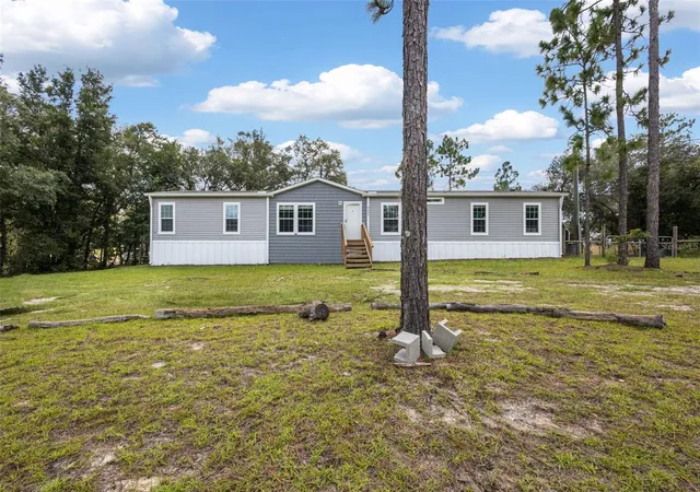 1st image of 9490 Ne 77th Pl, Bronson, FL 32621 | MLS# GC542463