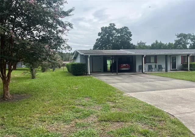 Photo 3 of Single family home for sale at 9090 SW 104th Place, Ocala, FL 34481 | MLS# OM729732 | Listing updated on 2026-09-15