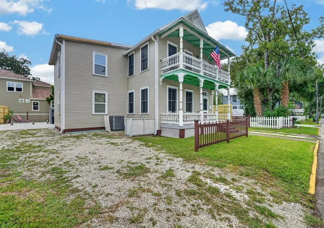 Photo 3 of Single family home for sale at 31 Sanford St, Saint Augustine, FL 32084 | MLS# FC320426 | Listing updated on 2026-09-06