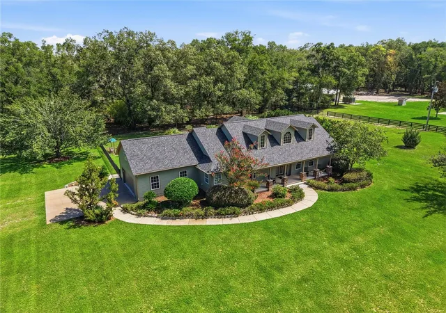 1st image of 21158 Nw County Road 2054, Alachua, FL 32615 | MLS# GC542467