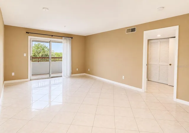 5th image of 2323 Feather Sound Dr, Clearwater, FL 33762