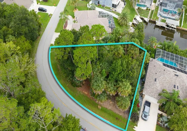 2nd image of 27 Colechester Ln, Palm Coast, FL 32137 | MLS# FC320427