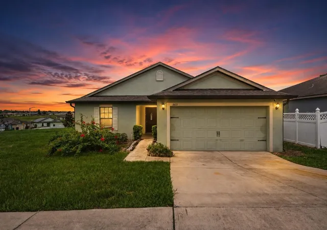 Photo 2 of Single family home for sale at 1603 Ellington Dr, Dundee, FL 33838 | MLS# S5154996 | Listing updated on 2026-08-25