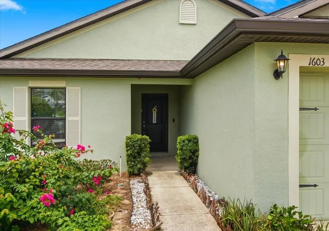 Photo 4 of Single family home for sale at 1603 Ellington Dr, Dundee, FL 33838 | MLS# S5154996 | Listing updated on 2026-08-25