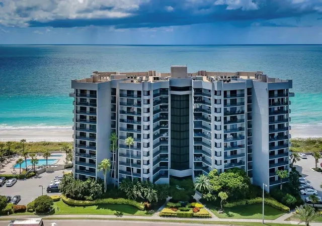 3rd image of 1660 Gulf Blvd #PH1, Clearwater Beach, FL 33767 | MLS# TB8535742
