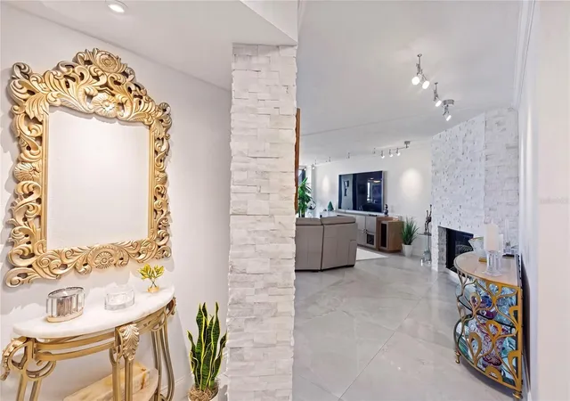 5th image of 1660 Gulf Blvd #PH1, Clearwater Beach, FL 33767 | MLS# TB8535742