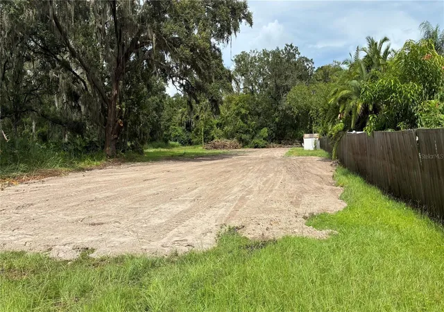 Photo 1 of Land for sale at 0 E Cherry St, Plant City, FL 33563 | MLS# TB8535745 | Listing updated on 2026-09-02