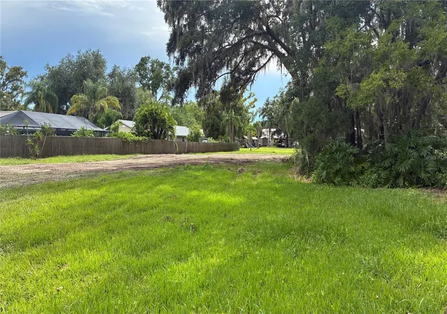 Photo 4 of Land for sale at 0 E Cherry St, Plant City, FL 33563 | MLS# TB8535745 | Listing updated on 2026-09-02