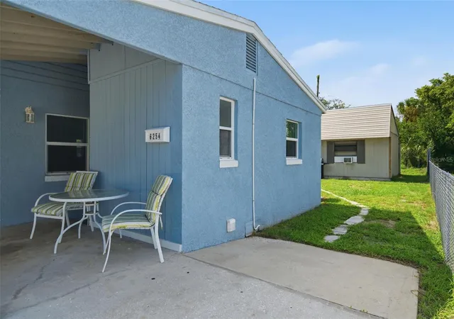 Photo 3 of Single family home for sale at 6252 Massachusetts Ave, New Port Richey, FL 34653 | MLS# OM729734 | Listing updated on 2026-09-30